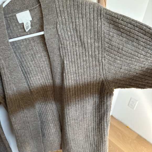 H&M Cozy Ribbed Knit Cardigan - Brown - Picture 5 of 6